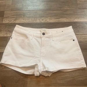 Abercrombie & Fitch mid-rise white shorts